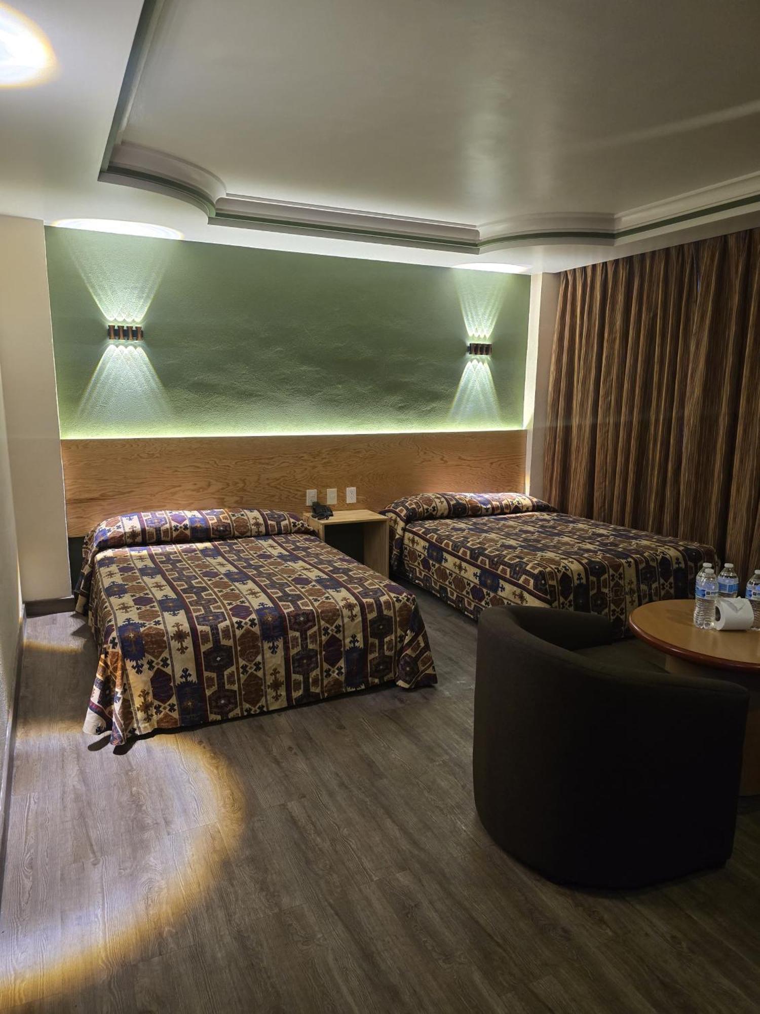 מקסיקו סיטי Hotel Y Villas Gran Via מראה חיצוני תמונה