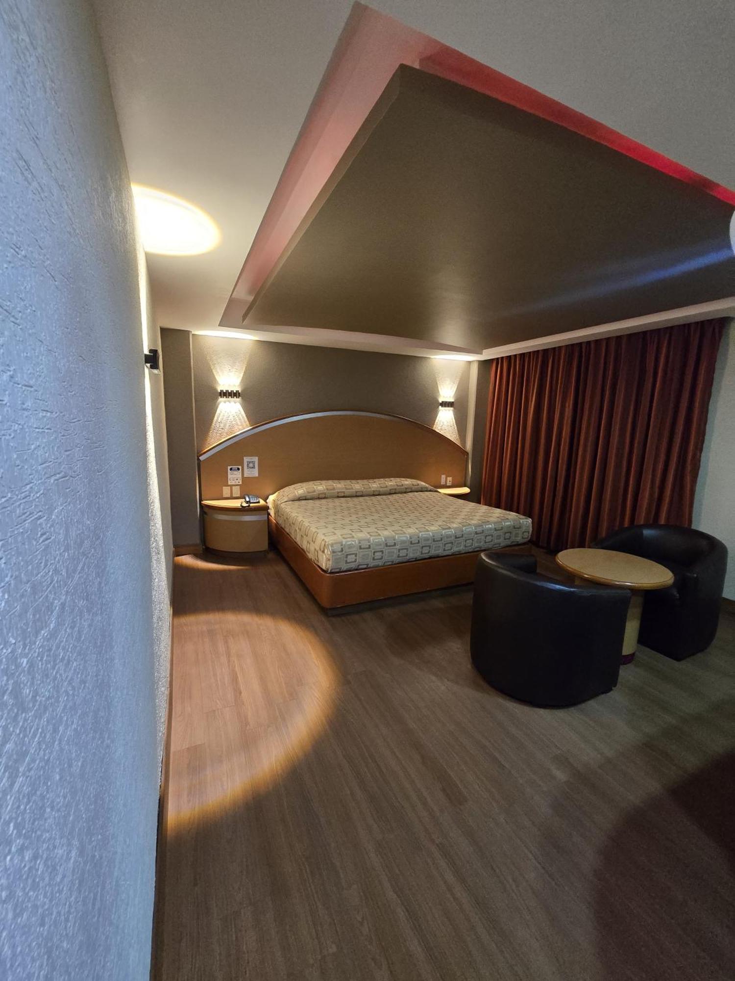 מקסיקו סיטי Hotel Y Villas Gran Via מראה חיצוני תמונה